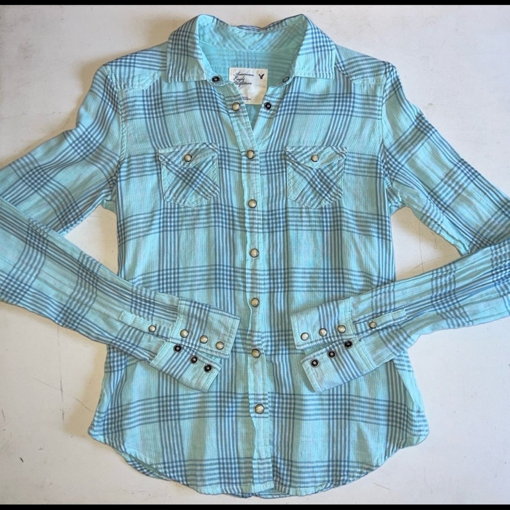 American Eagle women’s flannel button up juniors size 0